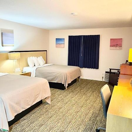 Camp Inn Lodge Au Sable Luaran gambar